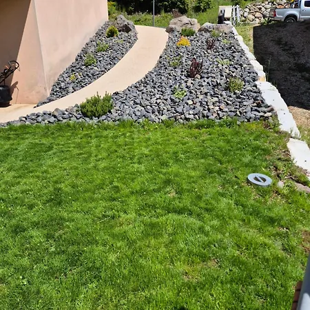 ベッド・アンド・ブレックファスト Aubrac Saint-Chély-dʼAubrac